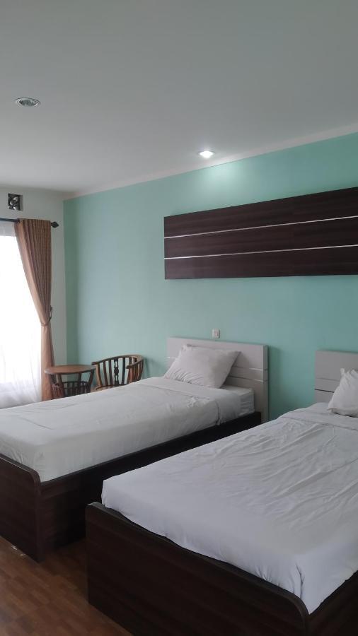 Puncak Village Hotel & Kampung Main Anak Gadok ภายนอก รูปภาพ